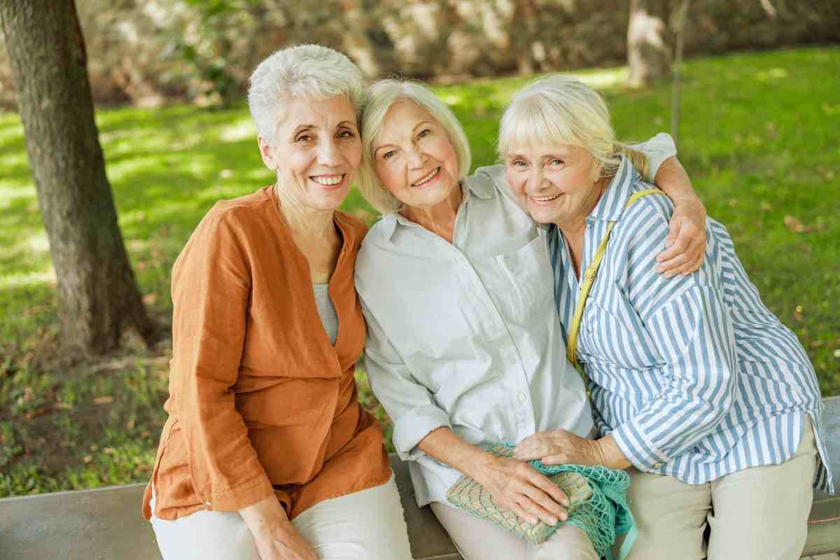 mujeres ancianas